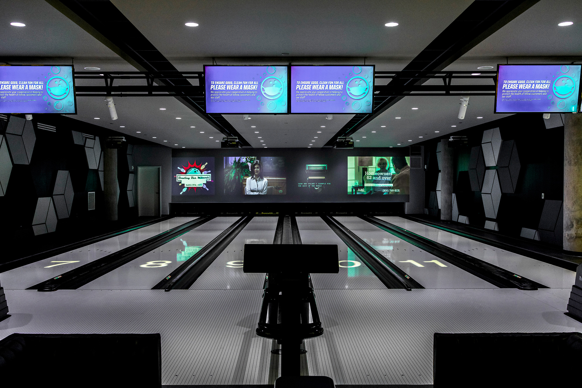 Extron Quantum Ultra videowall processor drives entertainment at Iowa