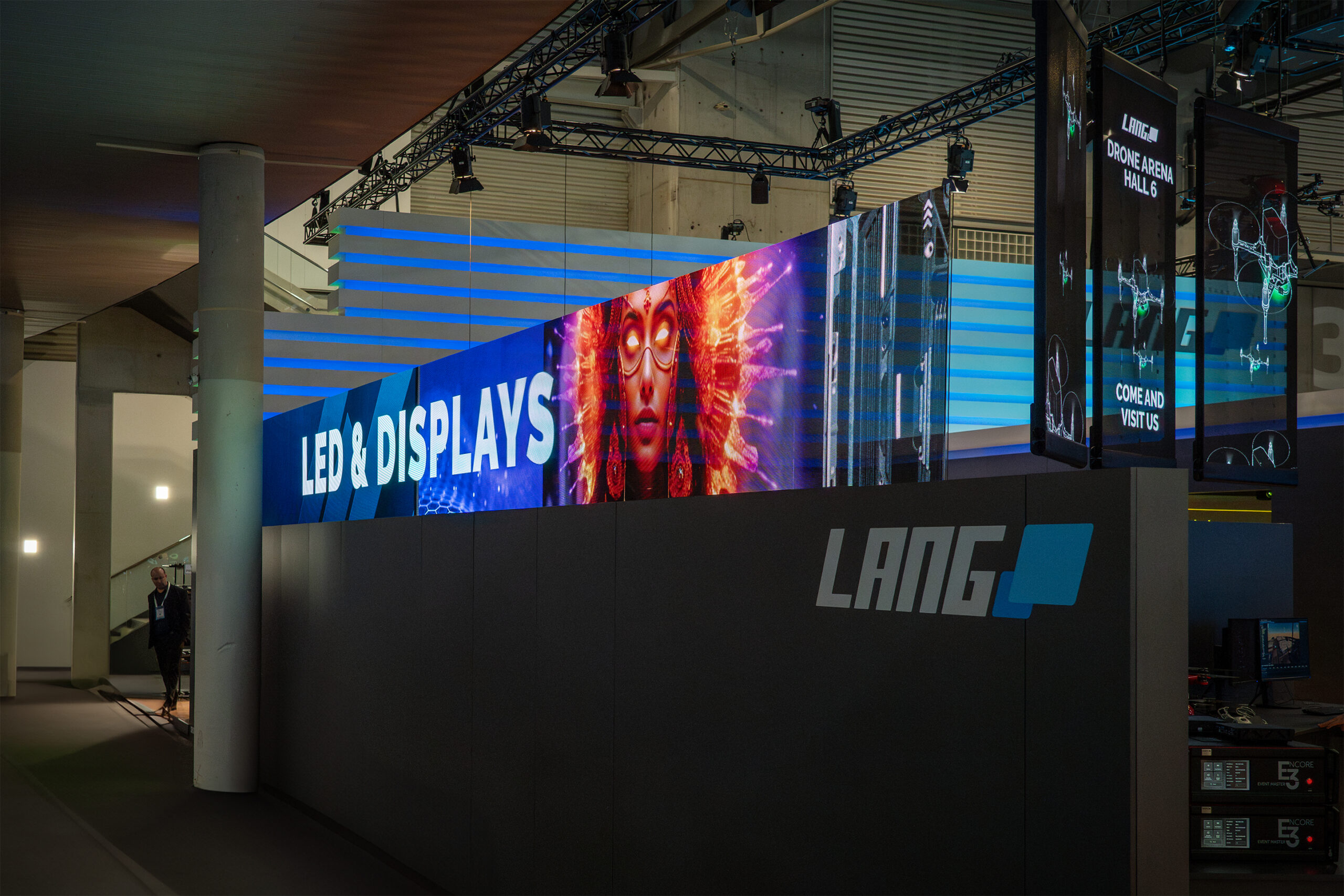 Creative Highlights with Transparent LED Applications - Installation