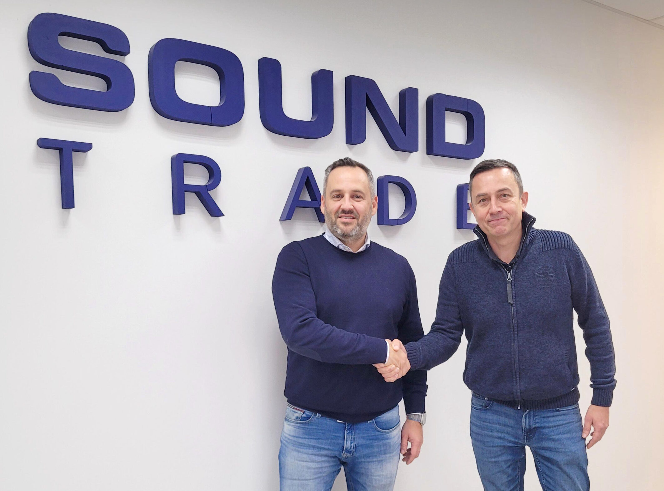 Outline appoints SoundTrade as Polish distributor