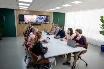 Shure begins shipping IntelliMix Bar Pro for larger meeting rooms